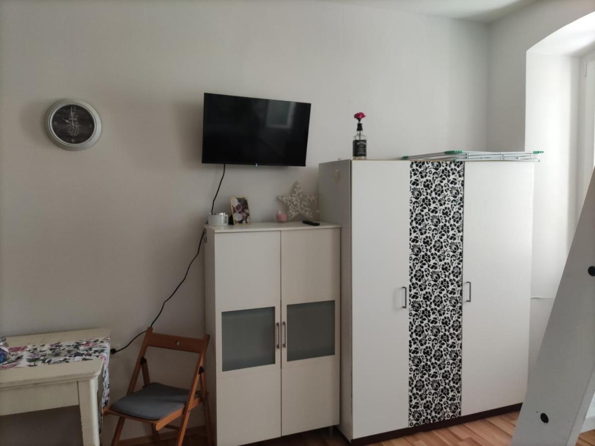 Studio Apartment Kontiki Fiume Esterno foto